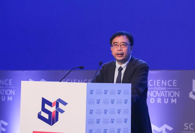 著名量子科學家潘建偉特邀報告：我們的分析儀器，能看見木星上汽車的牌照